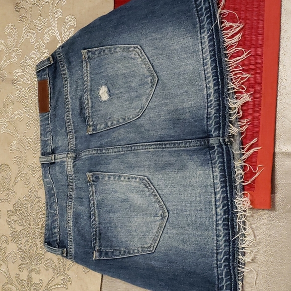 Hollister denim skirt - Picture 4 of 10